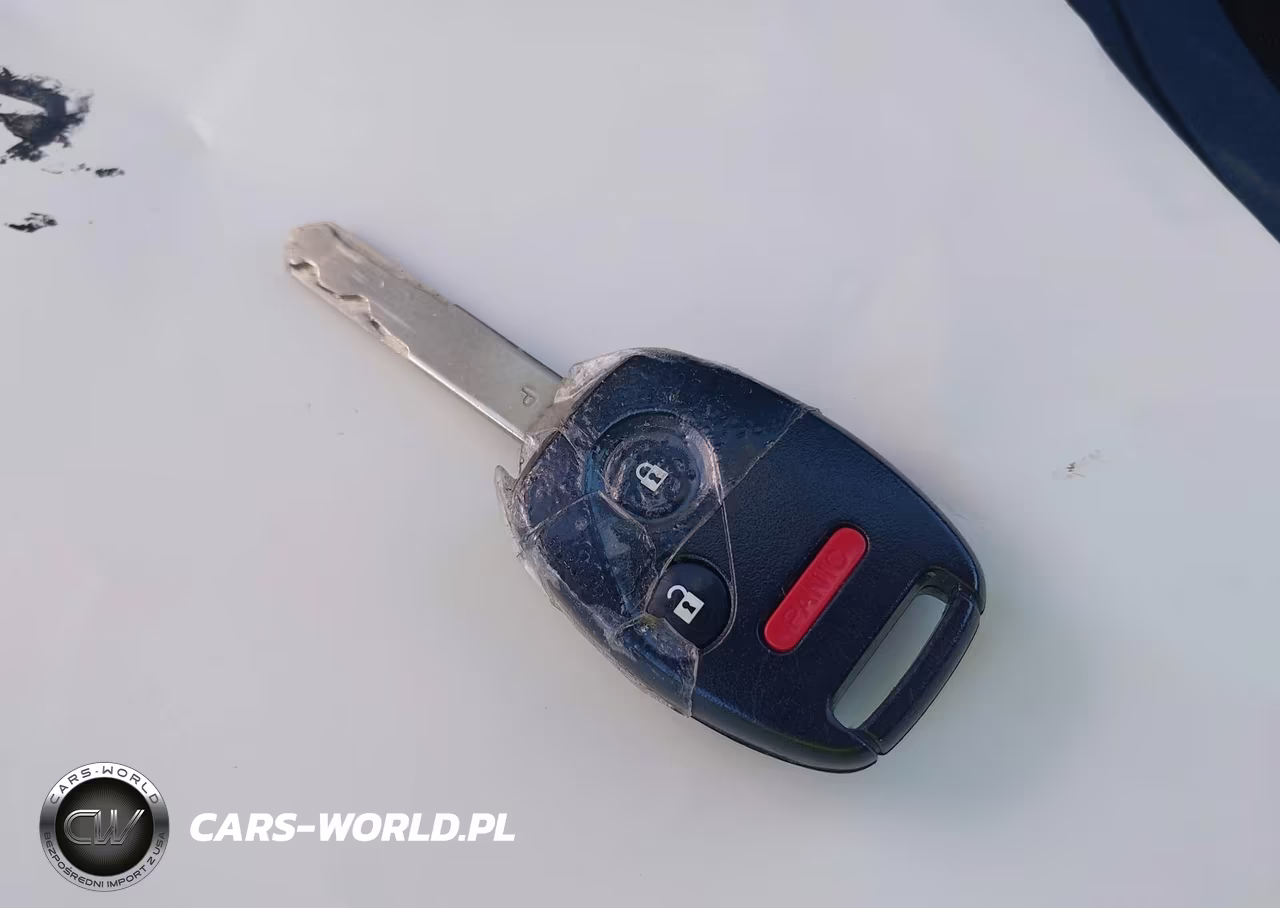 2012 Honda Fit Sport VIN:JHMGE8H51CC010410 - 11
