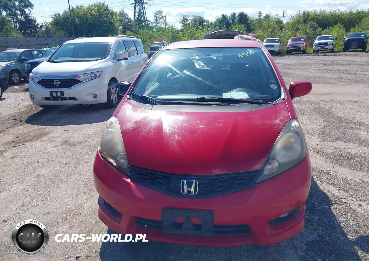 2012 Honda Fit Sport VIN:JHMGE8H51CC010410 - 12