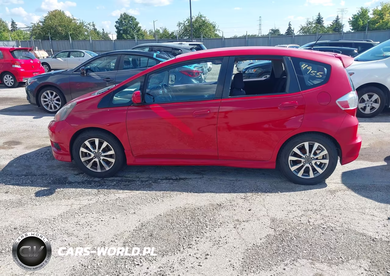 2012 Honda Fit Sport VIN:JHMGE8H51CC010410 - 14