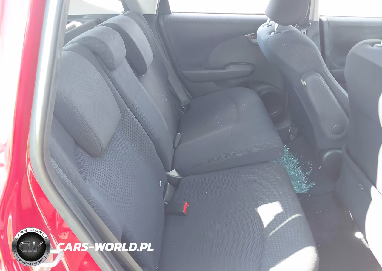 2012 Honda Fit Sport VIN:JHMGE8H51CC010410 - 8