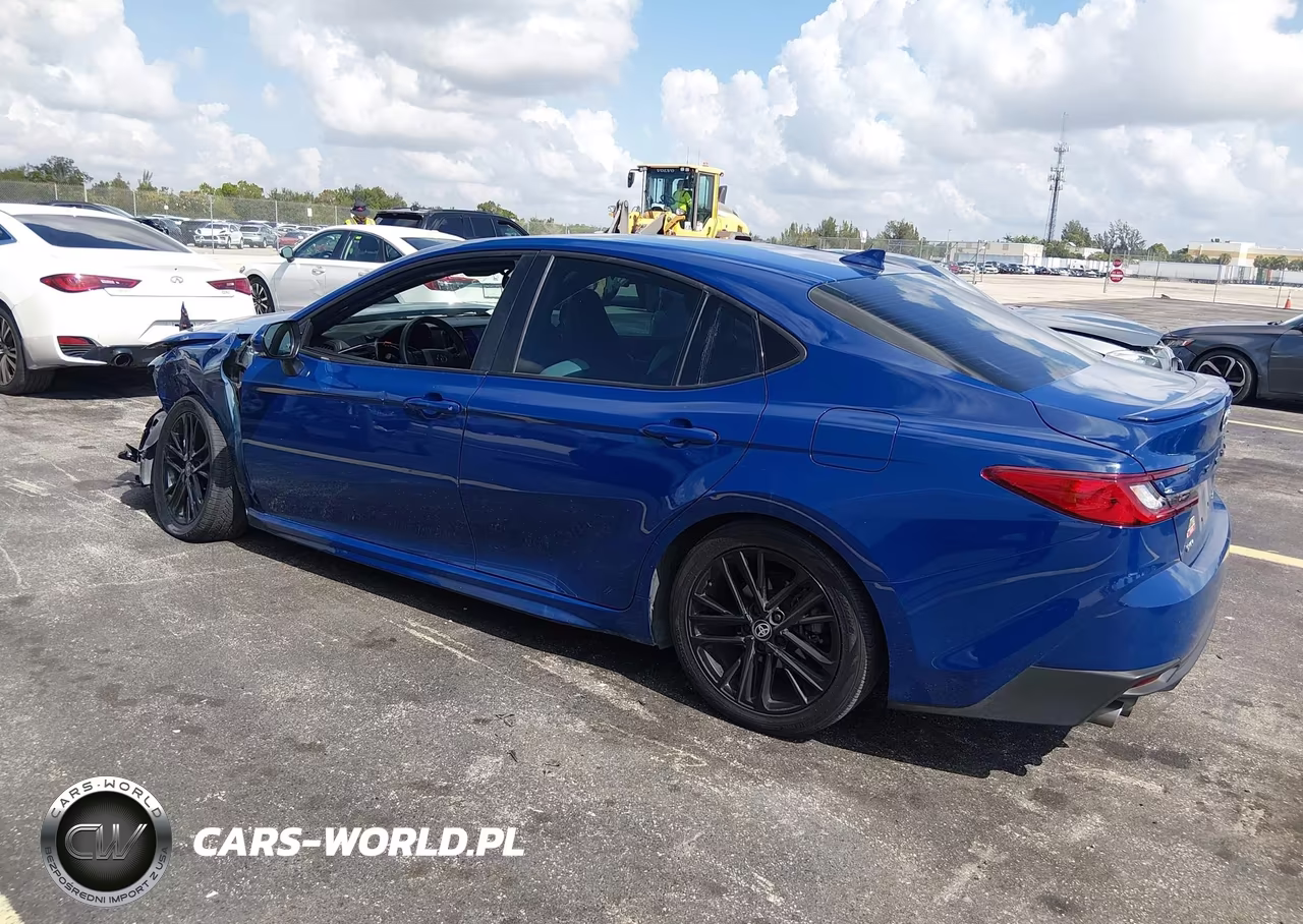 2025 Toyota Camry Se VIN:4T1DAACK9SU002967 - 3