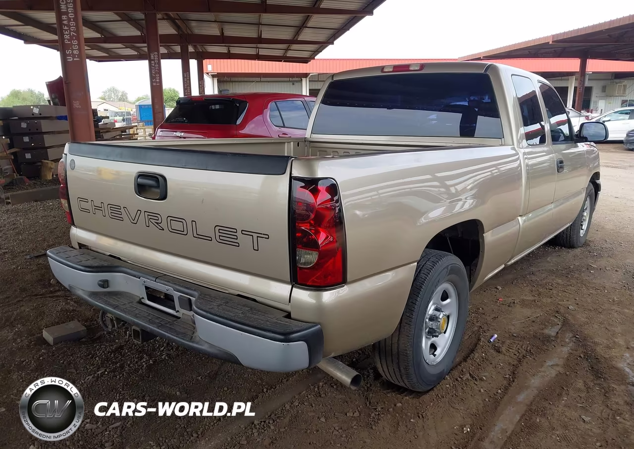 2004 Chevrolet Silverado 1500 Work Truck VIN:2GCEC19V441432649 - 4