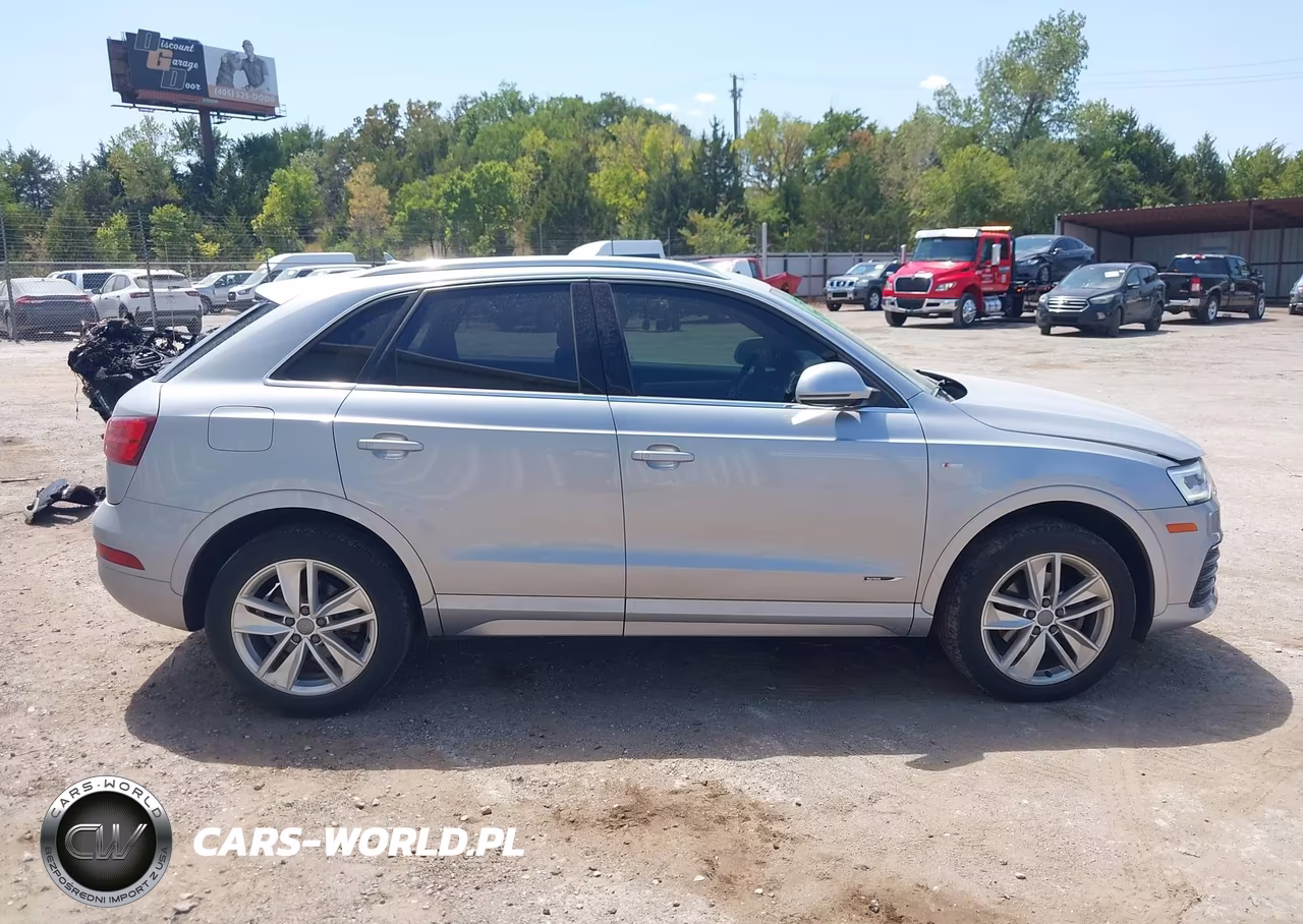 2018 Audi Q3 2.0T Premium VIN:WA1JCCFS2JR022630 - 13