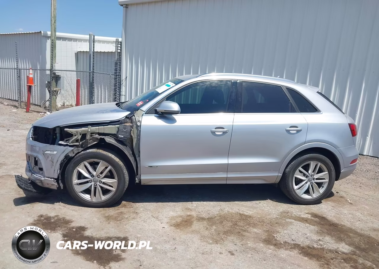 2018 Audi Q3 2.0T Premium VIN:WA1JCCFS2JR022630 - 14