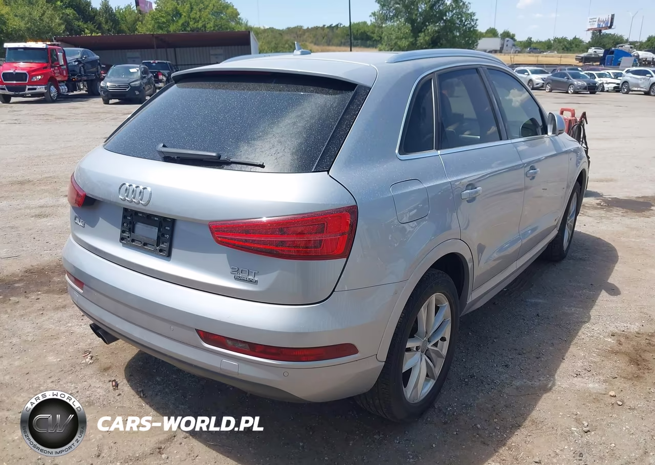 2018 Audi Q3 2.0T Premium VIN:WA1JCCFS2JR022630 - 4