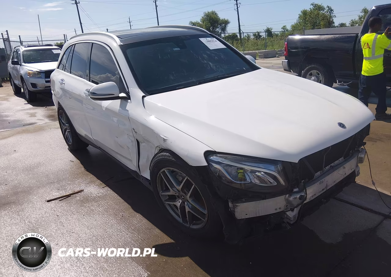 2018 Mercedes-Benz Glc 300 4Matic VIN:WDC0G4KB0JV067603 - 1