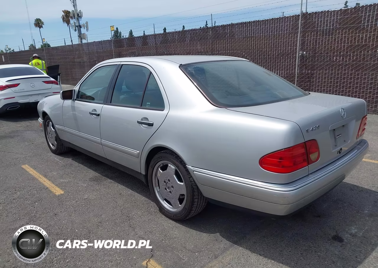 1997 Mercedes-Benz E 420 VIN:WDBJF72F6VA368082 - 3