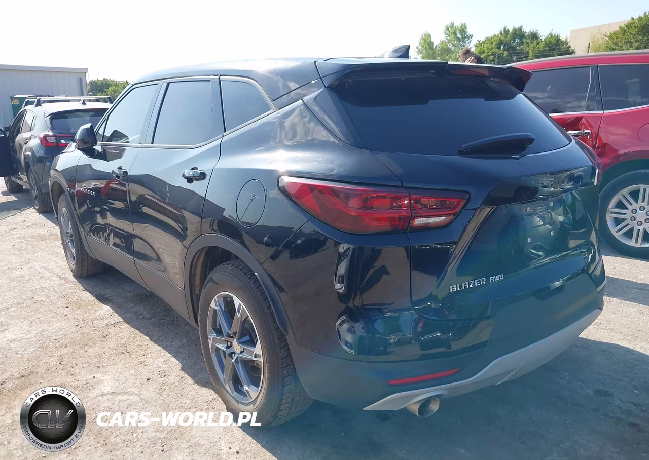 2023 Chevrolet Blazer Awd 2Lt VIN:3GNKBHR4XPS203530 - 3