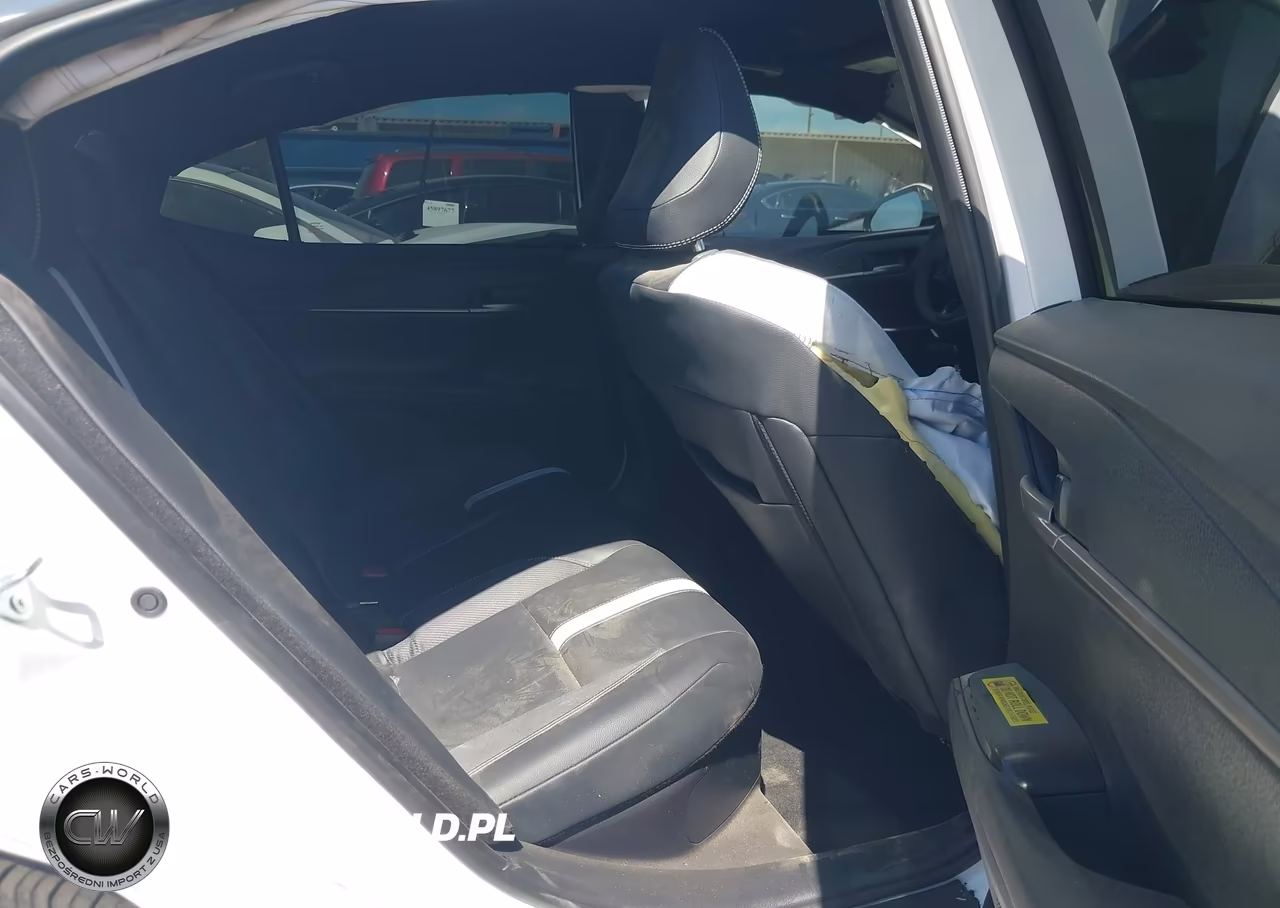 2026 Toyota Camry Se VIN:4T1DAACK5TU714636 - 8