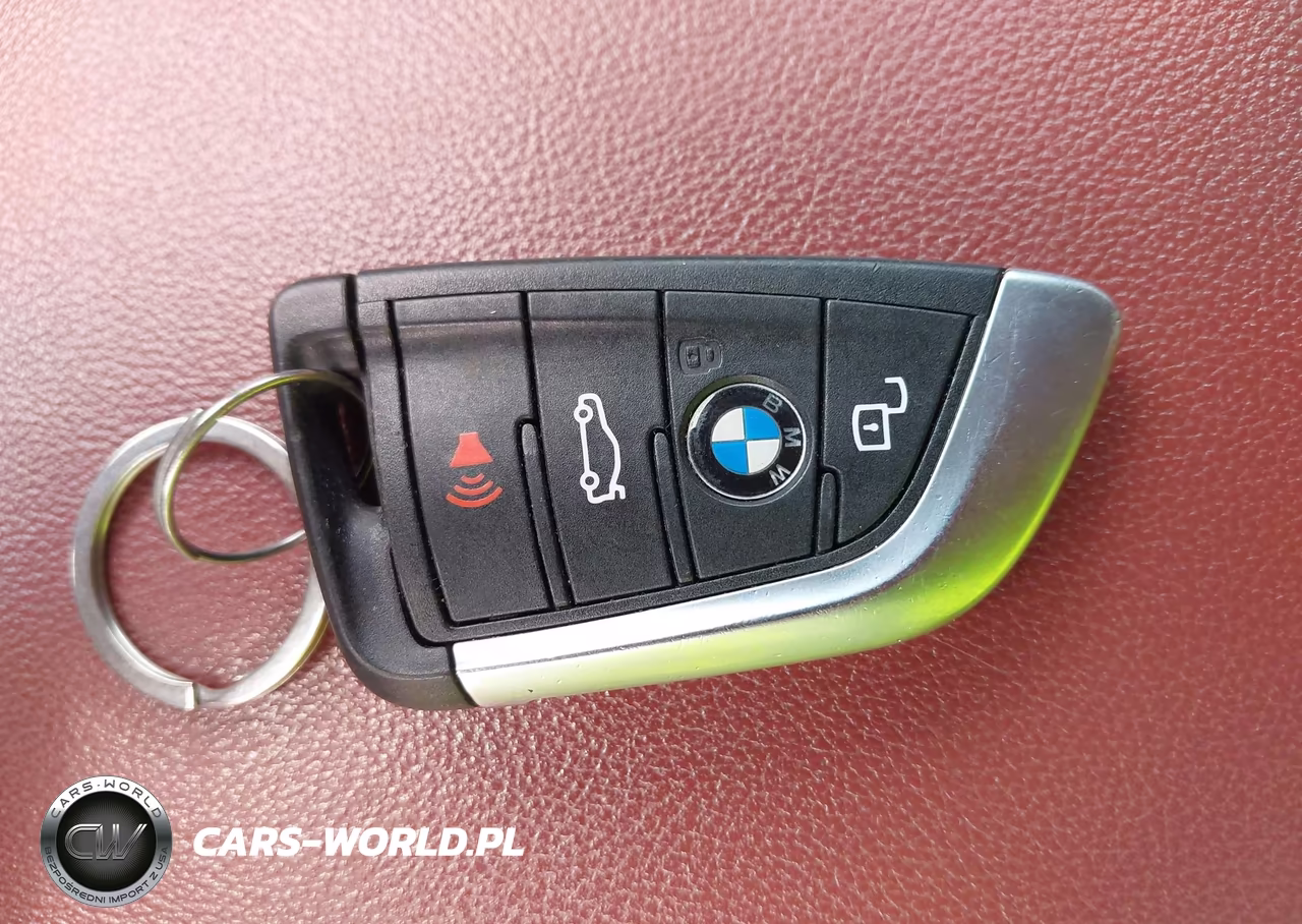 2022 BMW X4 xDrive30I VIN:5UX33DT03N9M00739 - 11