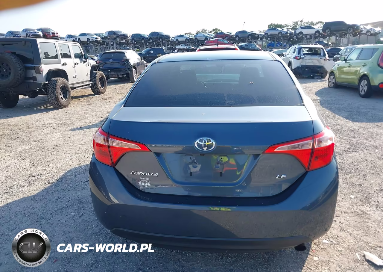 2019 Toyota Corolla Le VIN:2T1BURHE6KC197542 - 17
