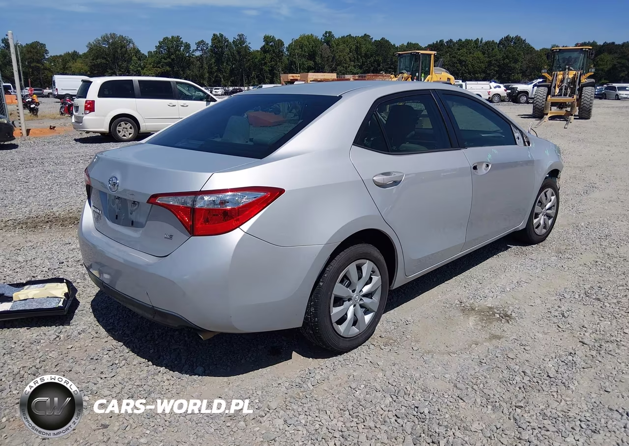 2016 Toyota Corolla Le VIN:2T1BURHE3GC528388 - 4