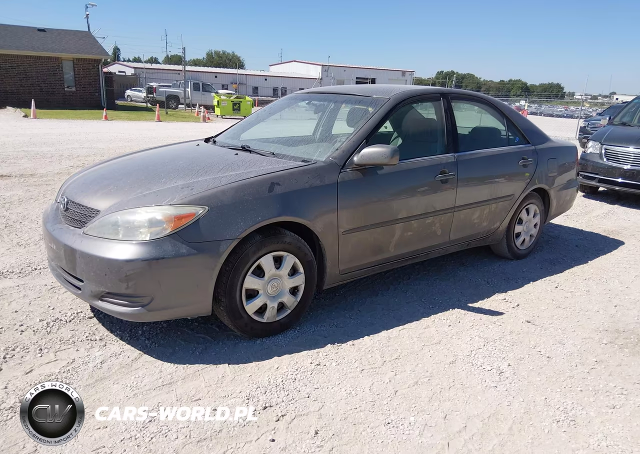 2002 Toyota Camry Le VIN:4T1BE32K32U544705 - 2