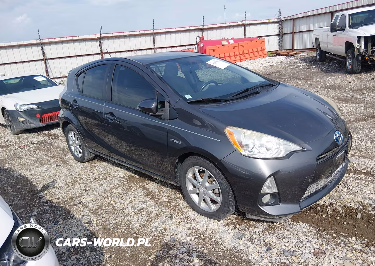 2013 Toyota Prius C Four