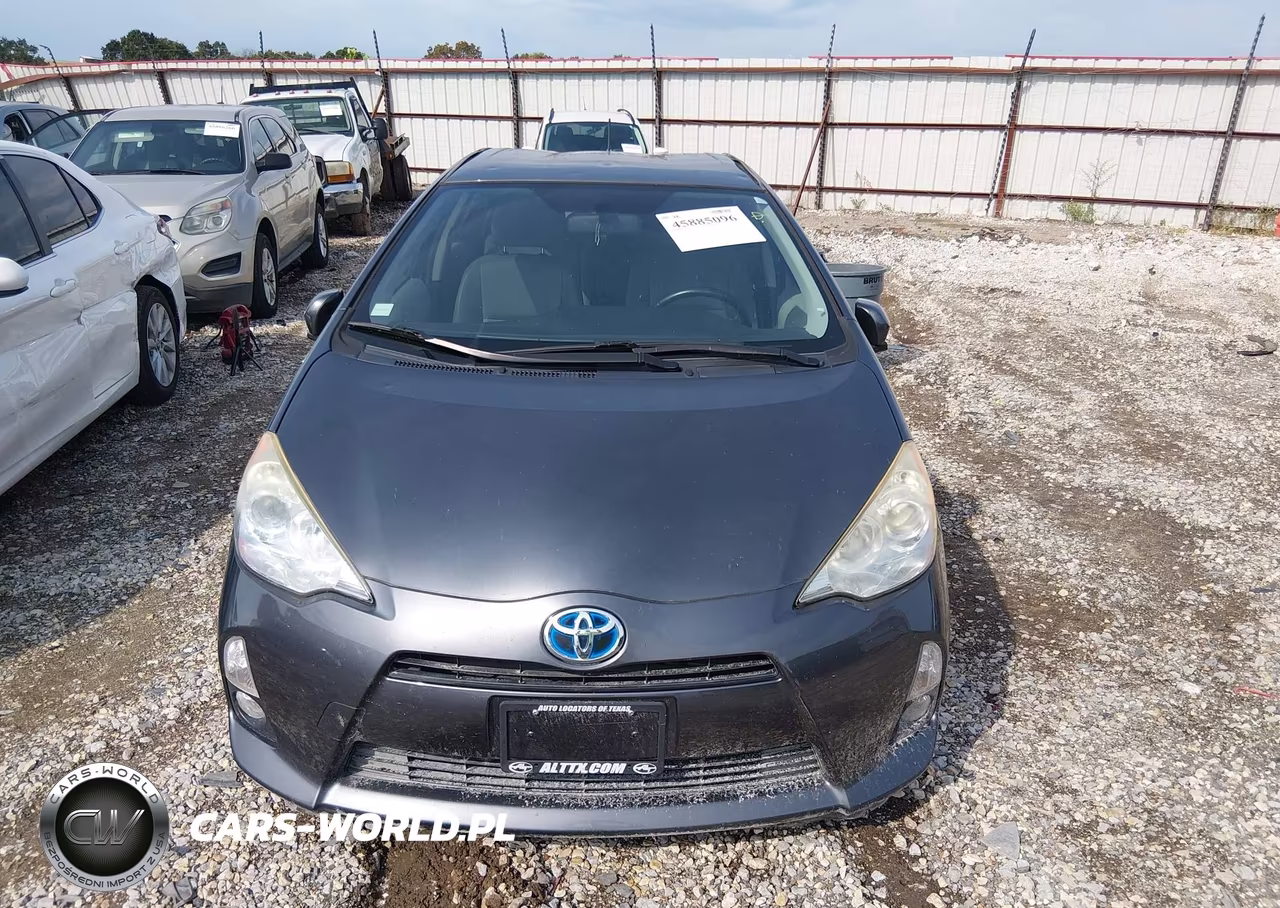 2013 Toyota Prius C Four VIN:JTDKDTB33D1534406 - 12