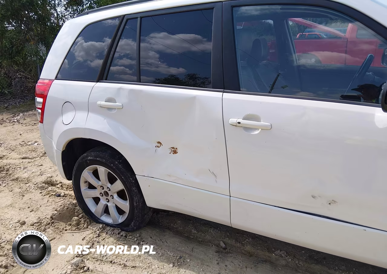 2011 Suzuki Grand Vitara Limited VIN:JS3TE0D74B4100251 - 6
