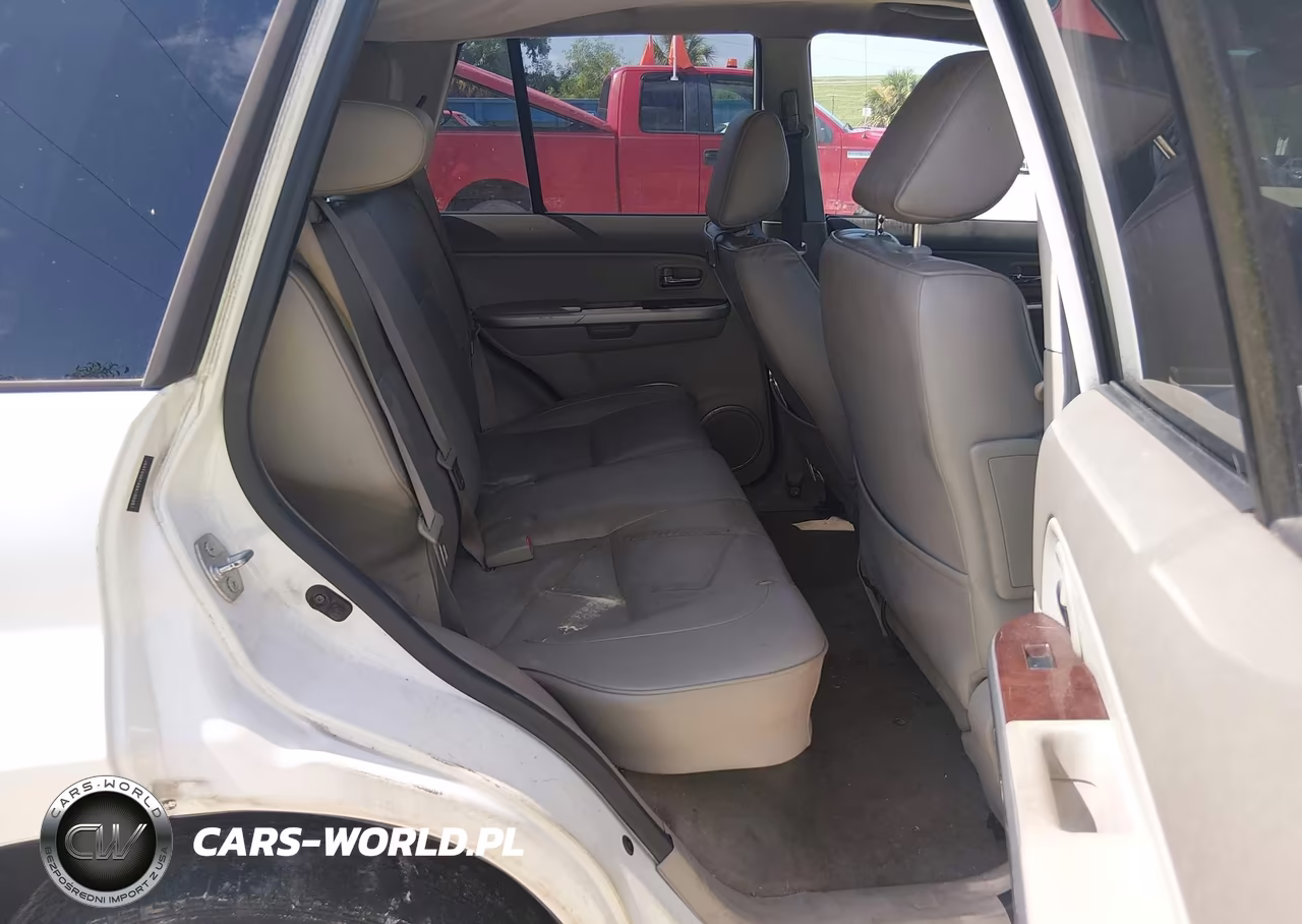 2011 Suzuki Grand Vitara Limited VIN:JS3TE0D74B4100251 - 8