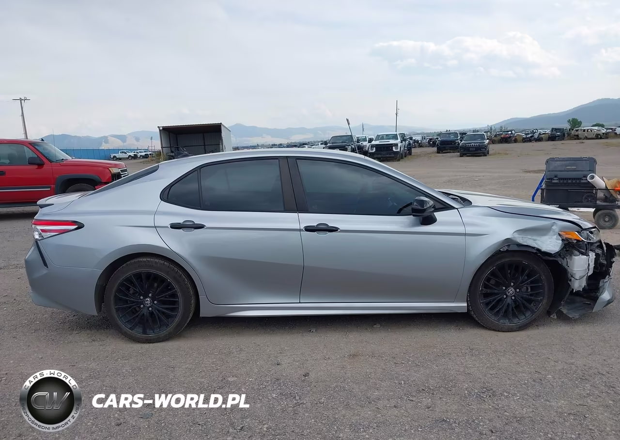 2020 Toyota Camry Se-Se Night Shade VIN:4T1G11BK9LU017954 - 14