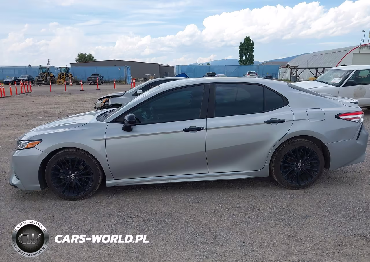 2020 Toyota Camry Se-Se Night Shade VIN:4T1G11BK9LU017954 - 15