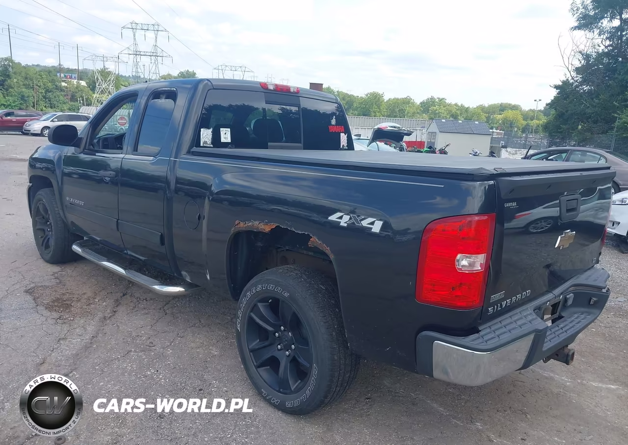 2010 Chevrolet Silverado 1500 Lt VIN:1GCSKSE37AZ253797 - 3