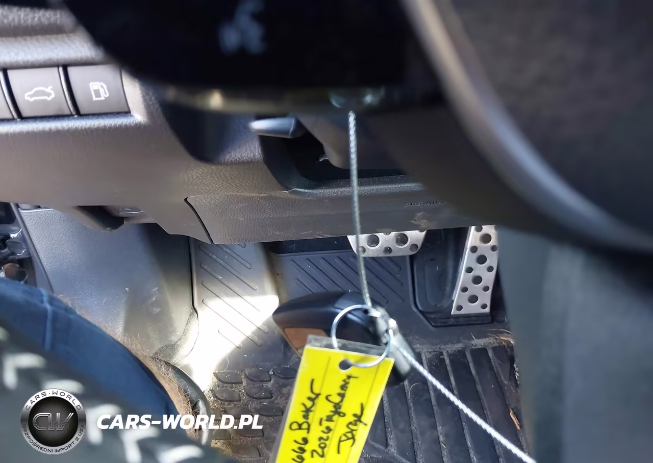 2026 Toyota Camry Se VIN:4T1DAACK7TU213957 - 11
