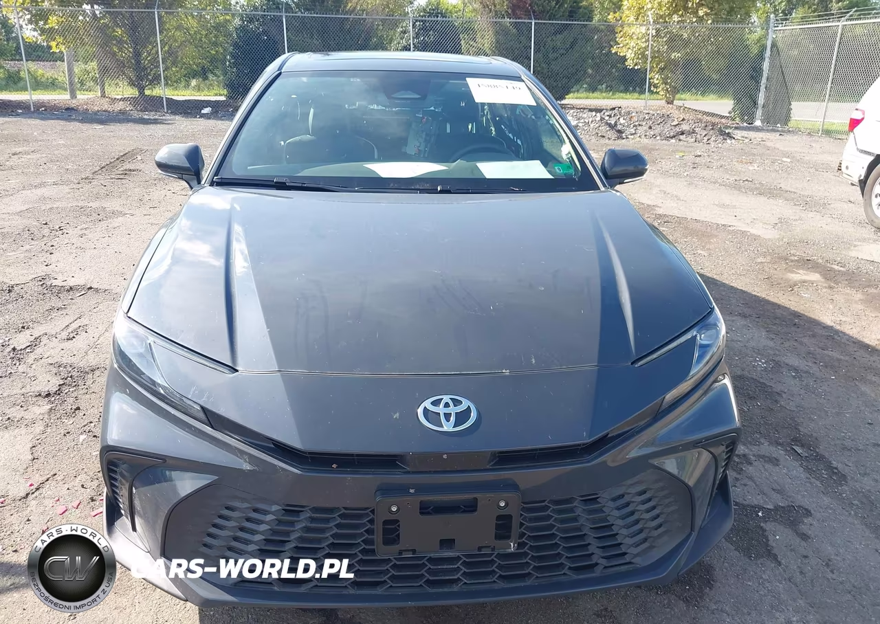 2026 Toyota Camry Se VIN:4T1DAACK7TU213957 - 12