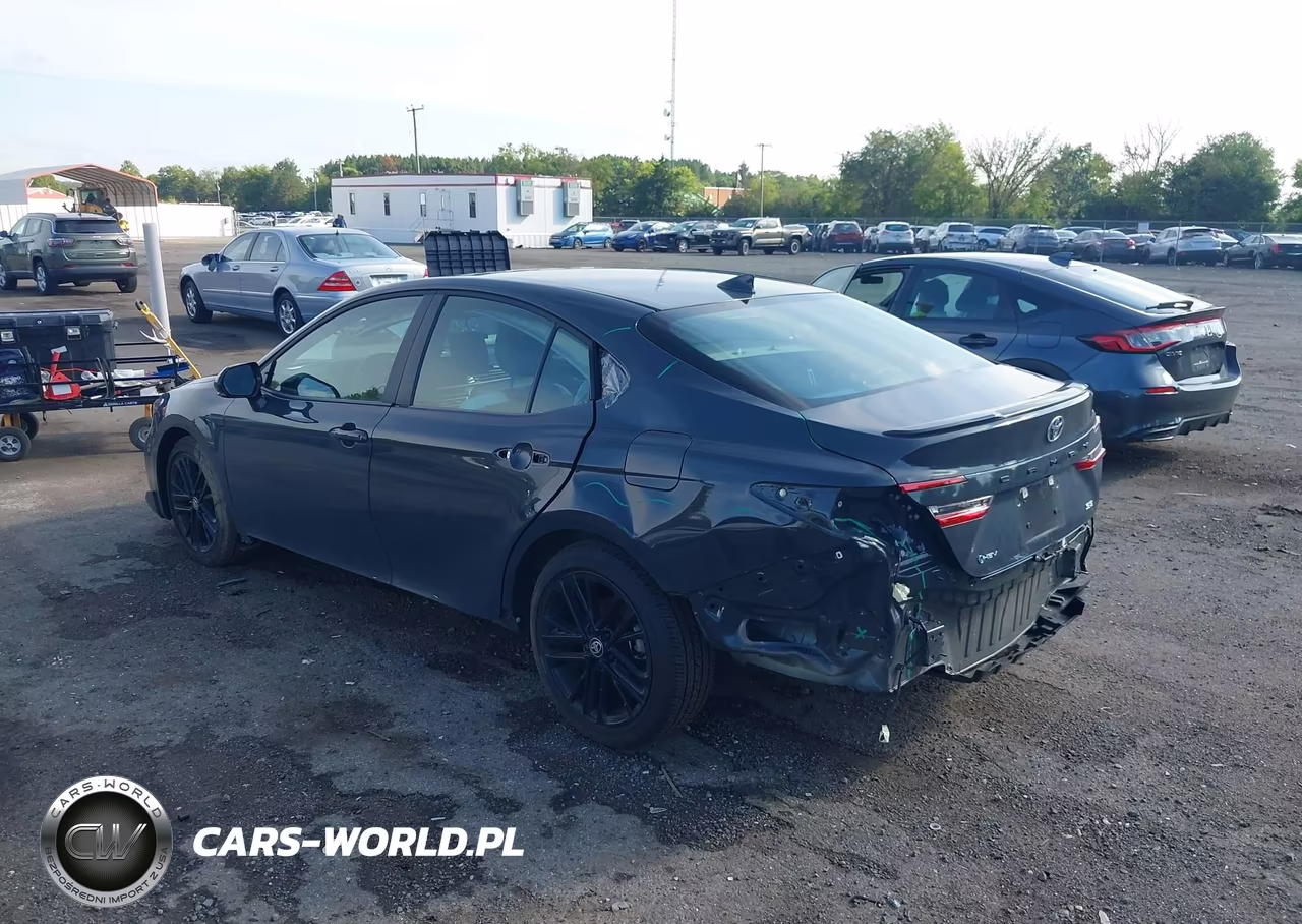 2026 Toyota Camry Se VIN:4T1DAACK7TU213957 - 3