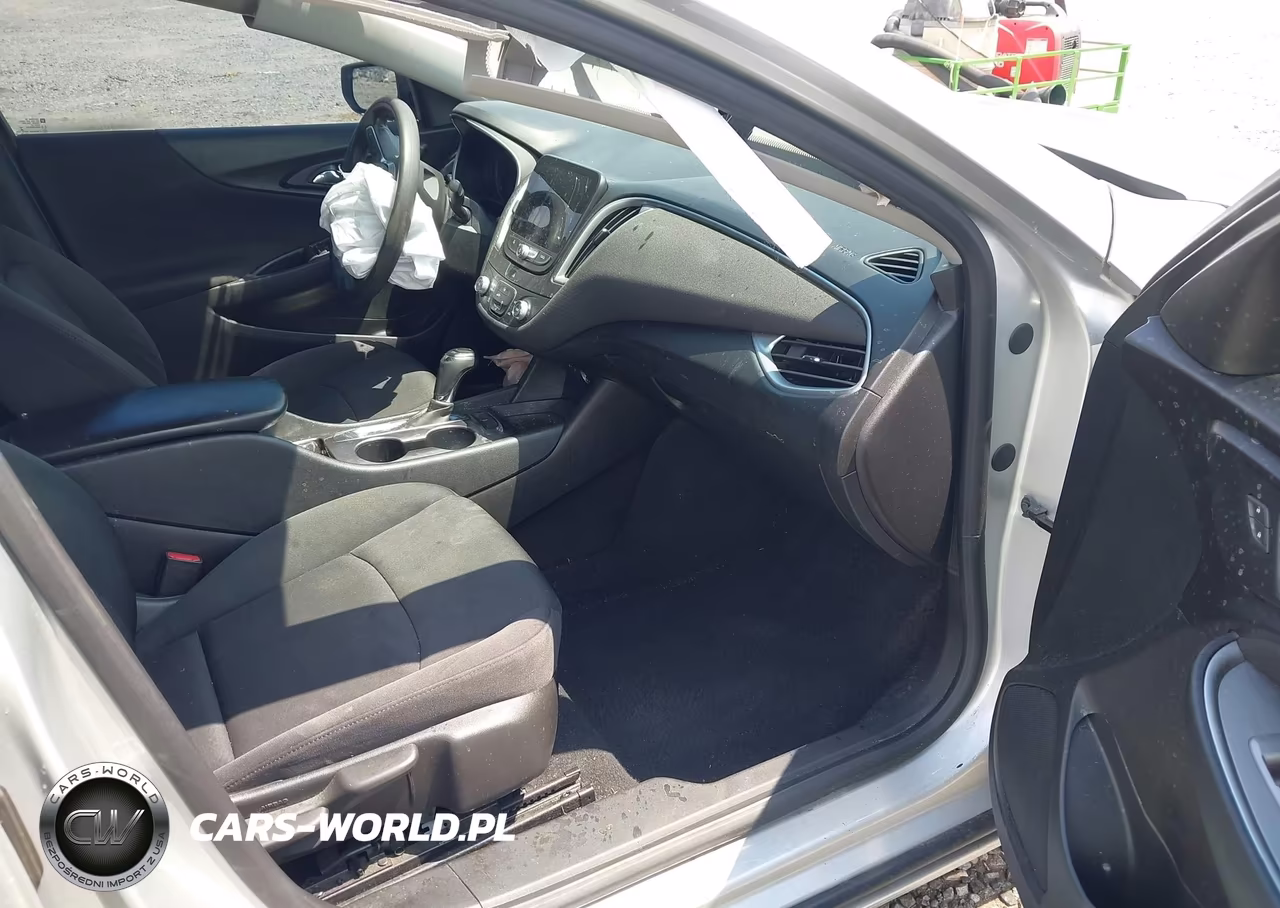 2019 Chevrolet Malibu 1Ls VIN:1G1ZB5ST7KF227961 - 5