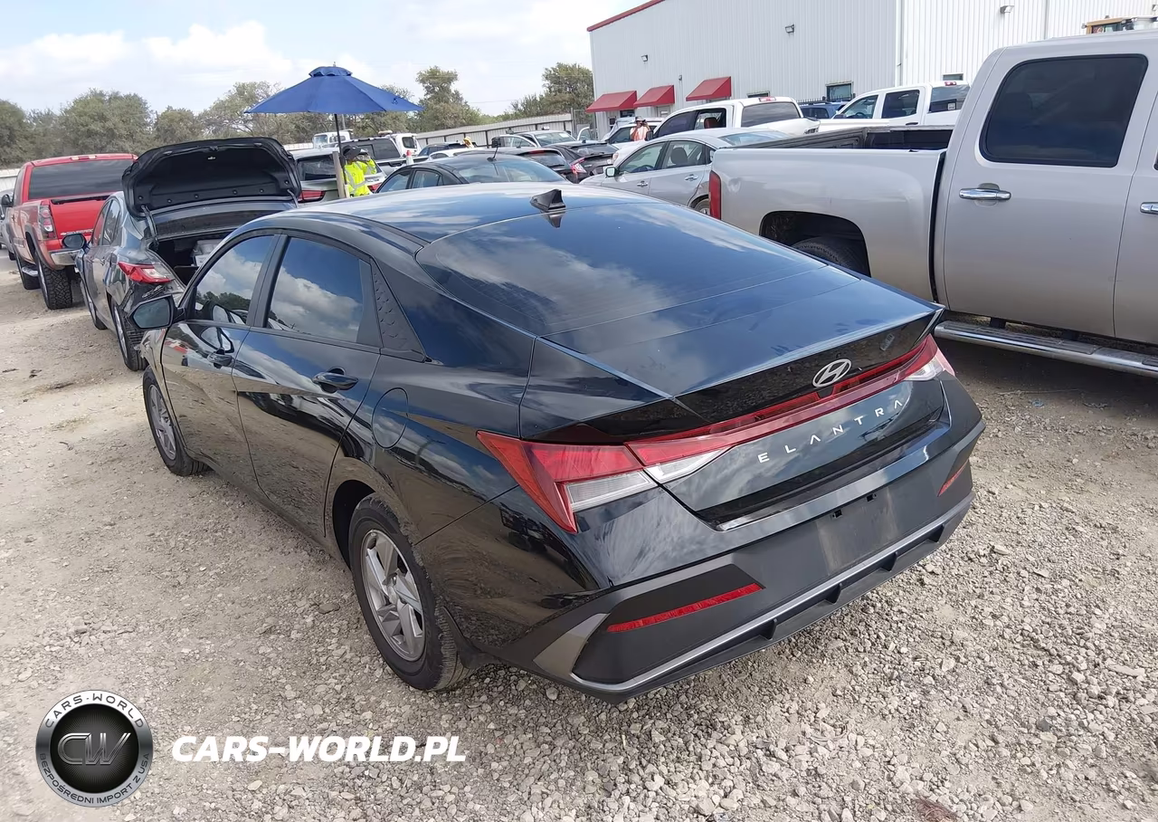 2025 Hyundai Elantra Se VIN:KMHLL4DG6SU093259 - 3
