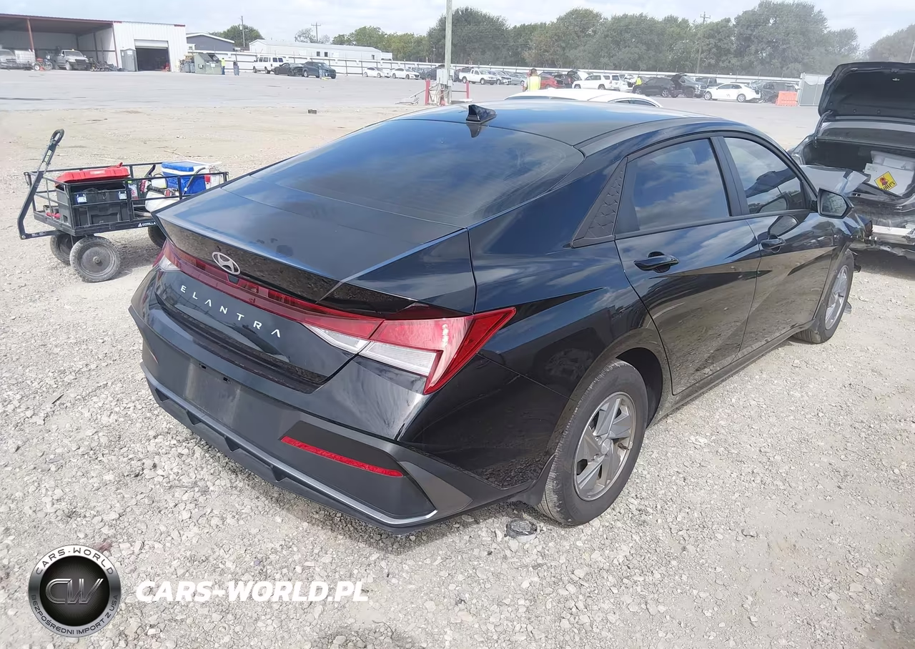 2025 Hyundai Elantra Se VIN:KMHLL4DG6SU093259 - 4
