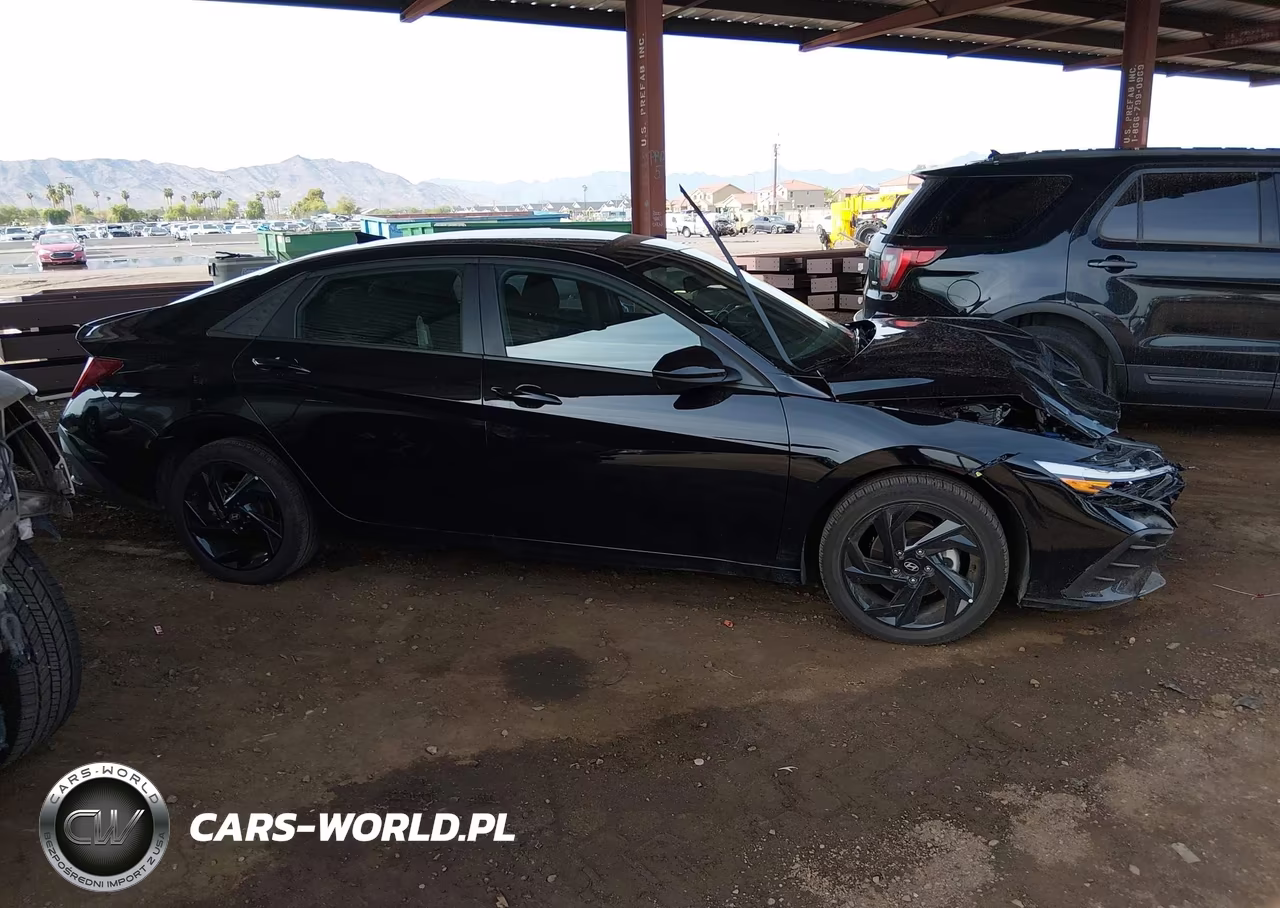 2026 Hyundai Elantra Sel Sport VIN:KMHLM4DG0TU170528 - 12
