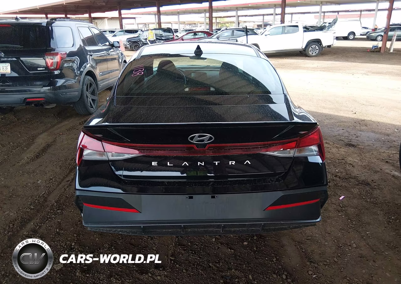 2026 Hyundai Elantra Sel Sport VIN:KMHLM4DG0TU170528 - 15