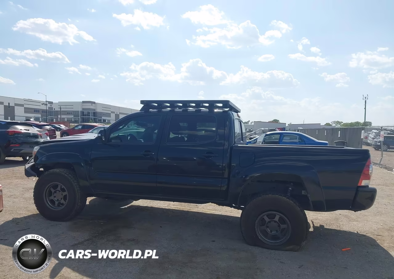 2014 Toyota Tacoma Base V6 VIN:3TMLU4EN5EM147643 - 13