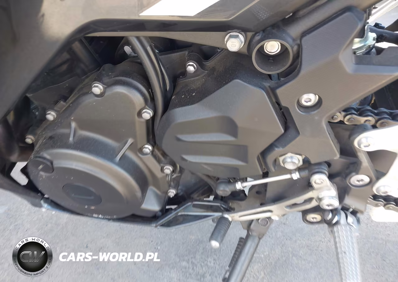 2020 Kawasaki Ex400 VIN:JKAEXKG19LDA82588 - 9