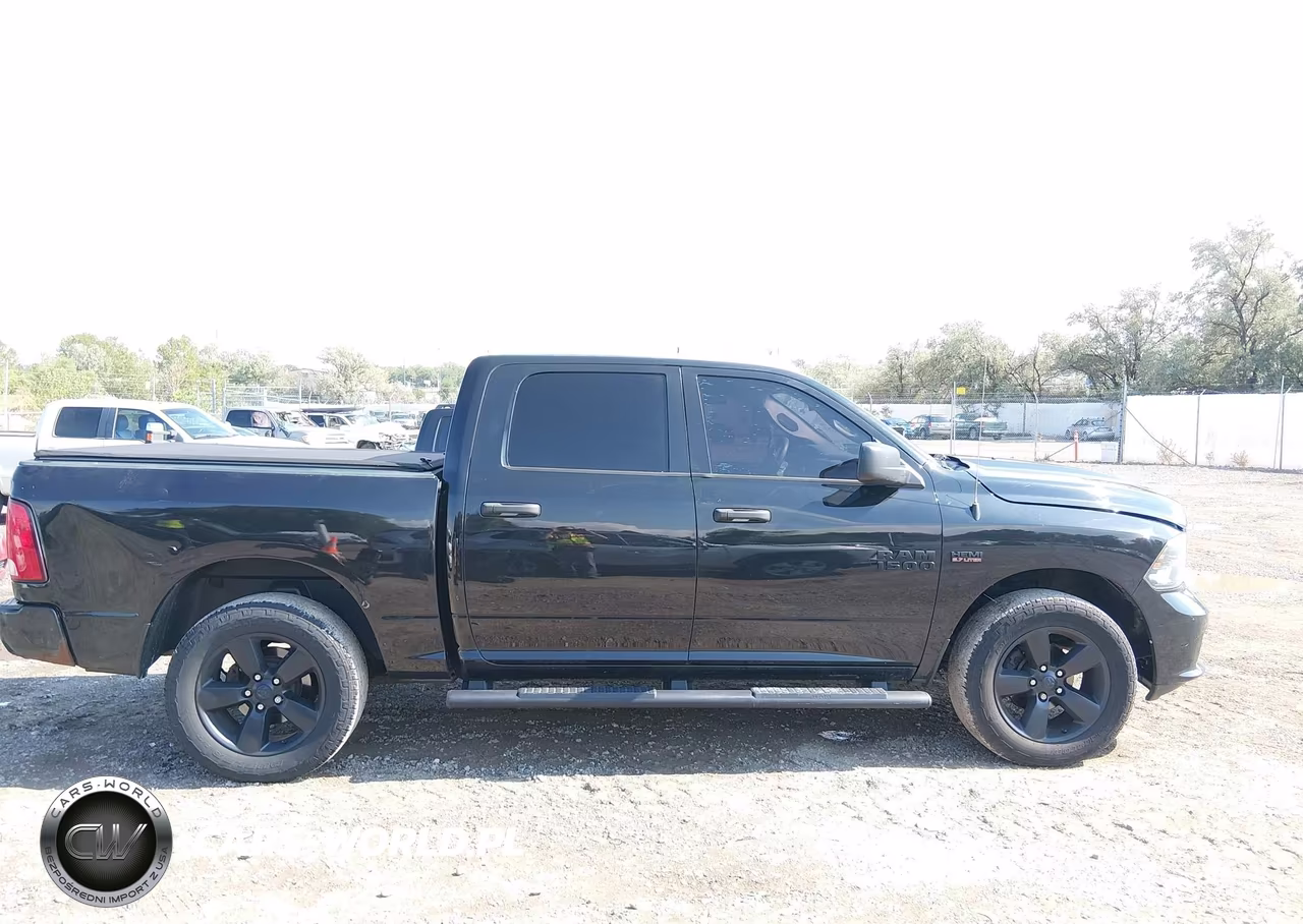 2017 Ram 1500 Express 4X4 5'7 Box VIN:3C6RR7KT4HG544805 - 13