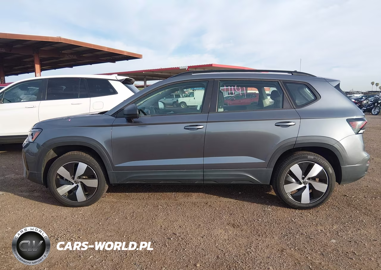 2025 Volkswagen Taos 1.5T S VIN:3VV8C7B20SM009302 - 14