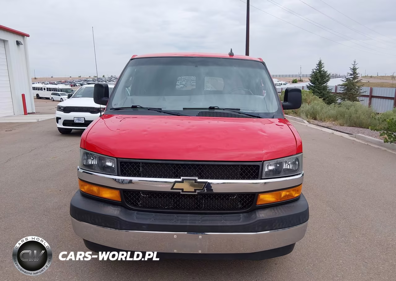 2018 Chevrolet Express 3500 Lt VIN:1GAZGPFG8J1300115 - 17