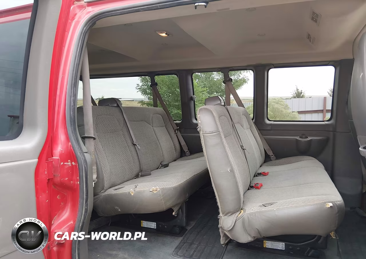 2018 Chevrolet Express 3500 Lt VIN:1GAZGPFG8J1300115 - 8