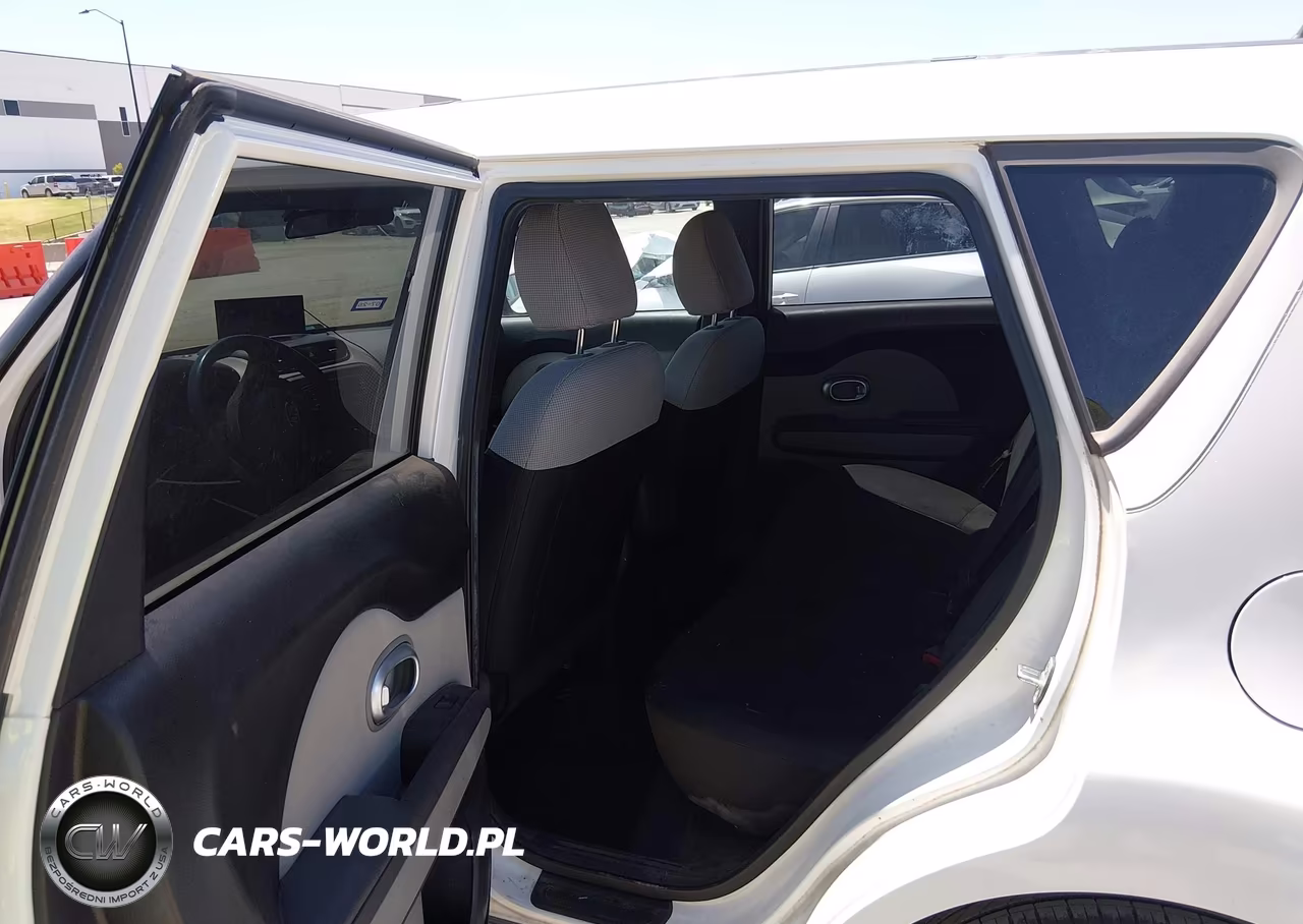 2015 Kia Soul ! VIN:KNDJN2A27F7156764 - 8