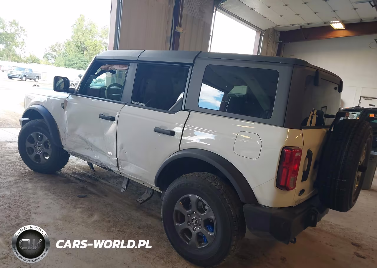 2025 Ford Bronco Big Bend VIN:1FMDE7BH1SLB63056 - 3