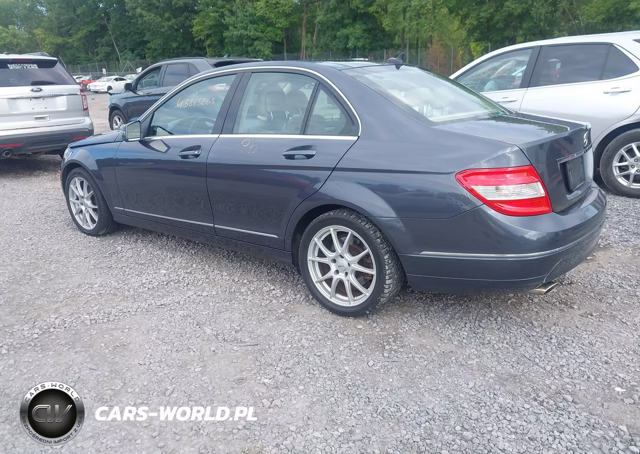 2011 Mercedes-Benz C 300 Luxury 4Matic-Sport 4Matic VIN:WDDGF8BB6BR150080 - 3