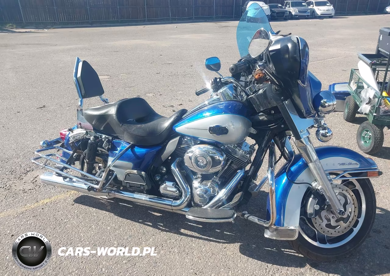 2010 Harley-Davidson Flhtcu VIN:1HD1FC419AB612709 - 12
