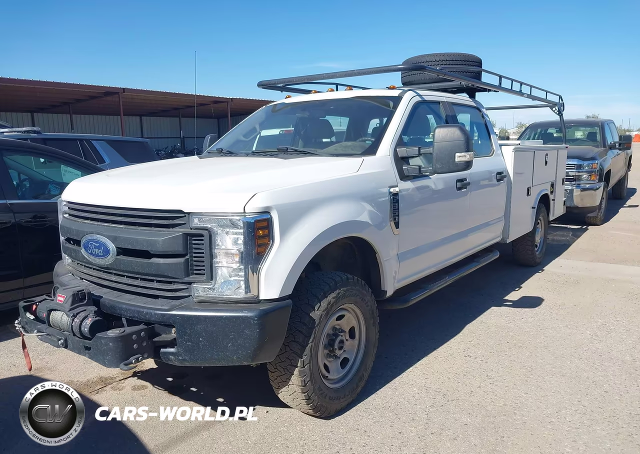 2018 Ford F-350 Chassis Xl VIN:1FD8W3F67JEC69658 - 2