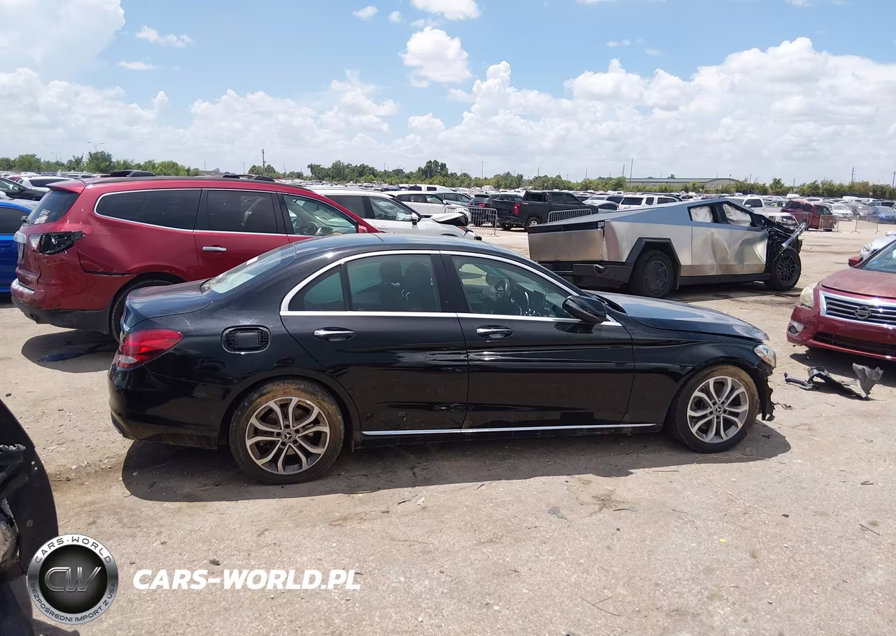 2017 Mercedes-Benz C 300 VIN:55SWF4JB4HU222956 - 13