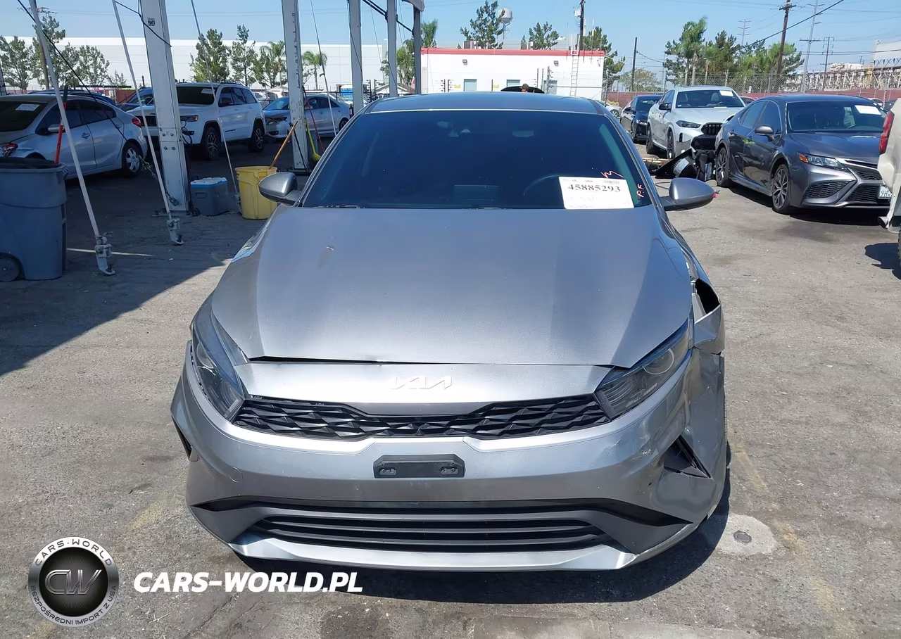 2023 Kia Forte Lxs VIN:3KPF24AD8PE540212 - 12