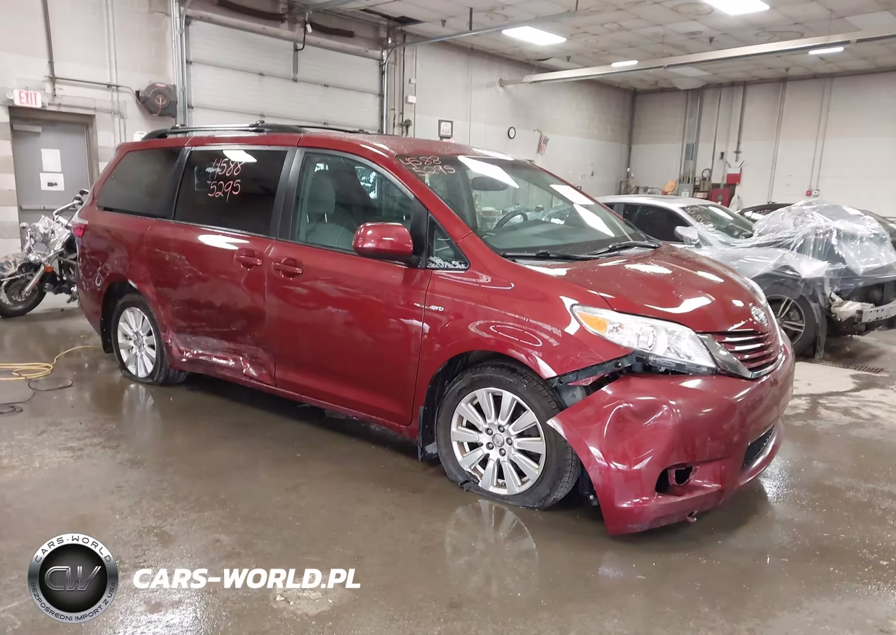 2017 Toyota Sienna Le 7 Passenger