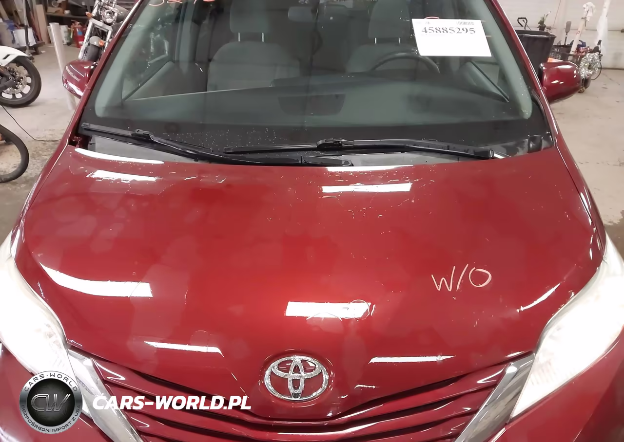2017 Toyota Sienna Le 7 Passenger VIN:5TDJZ3DC9HS159964 - 10