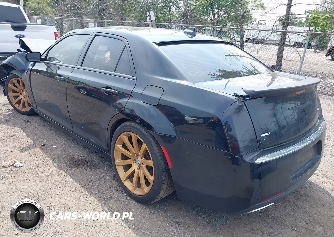 2015 Chrysler 300 Limited VIN:2C3CCARG5FH868370 - 3