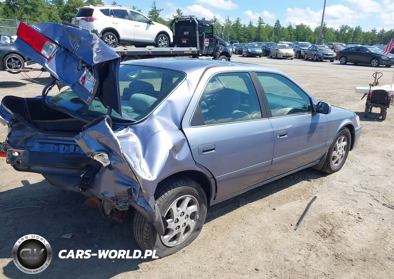 2000 Toyota Camry Le V6 VIN:4T1BF22KXYU097760 - 4