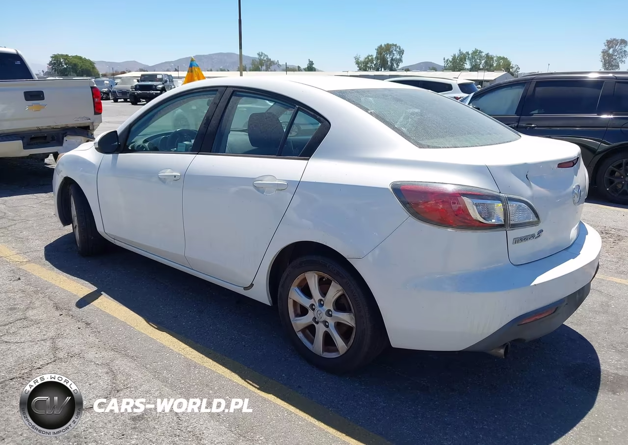 2011 Mazda Mazda3 I Touring VIN:JM1BL1VG7B1451578 - 3